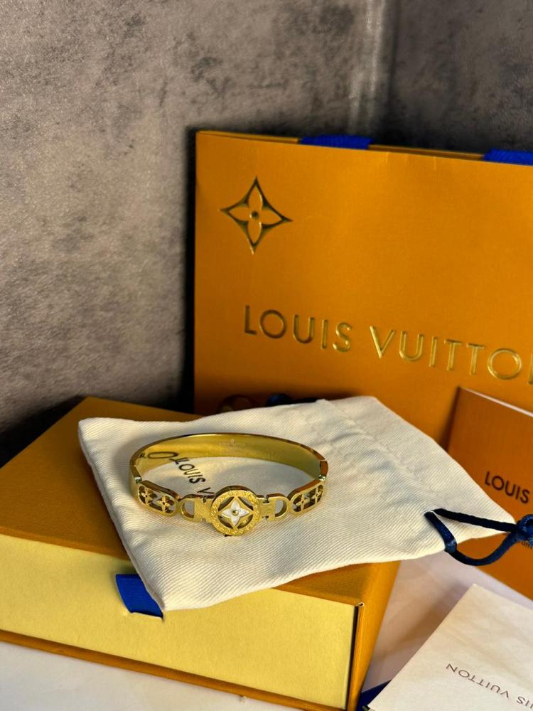 اساور نسائية  -  لويس فيتون