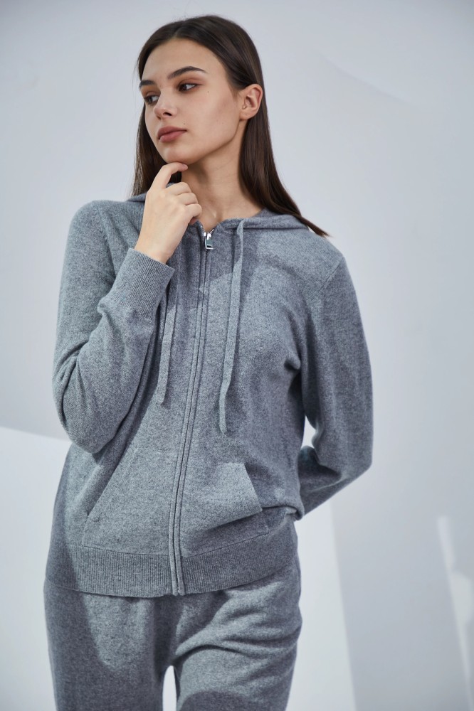 【直営・関税送料込】Andiamo slim zippere CASHMERE FULL-ZIP HOODIE - Awmith Store