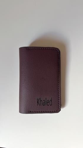محفظة جلد بني غامق