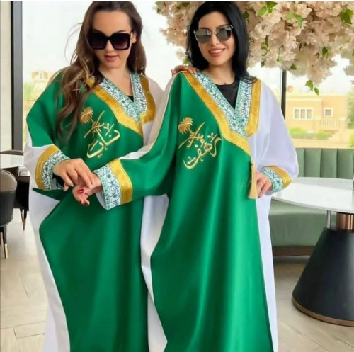 بشت اليوم الوطني السعودي 2023 - بشت نسائي