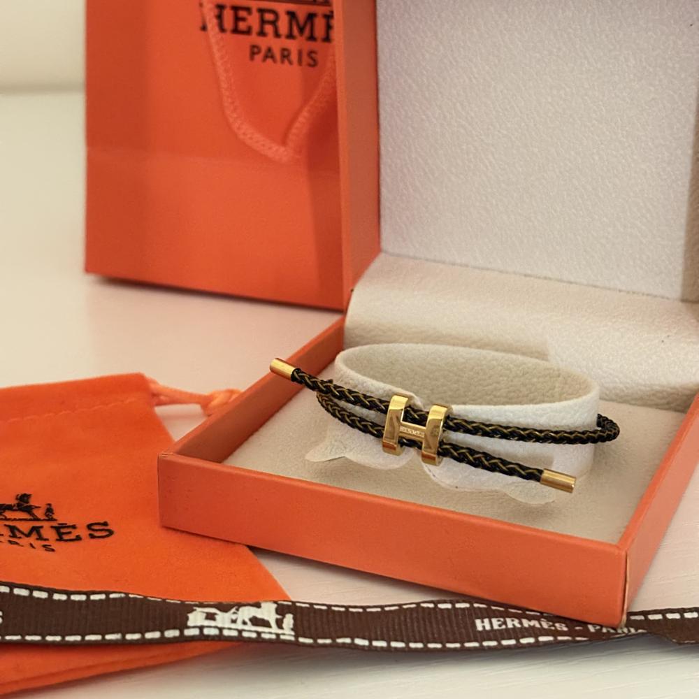 اساور ايرميز خيط اسود