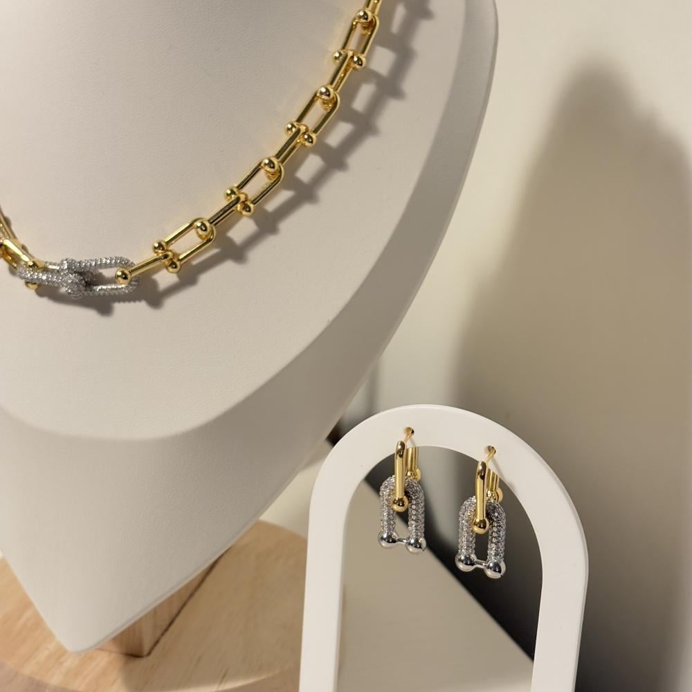 طقم تيفاني ذهبي مميز