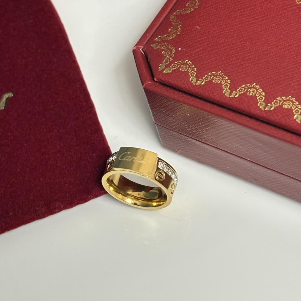 خاتم كارتير لوف ذهبي ستيل لوحة التوقيع مرصع