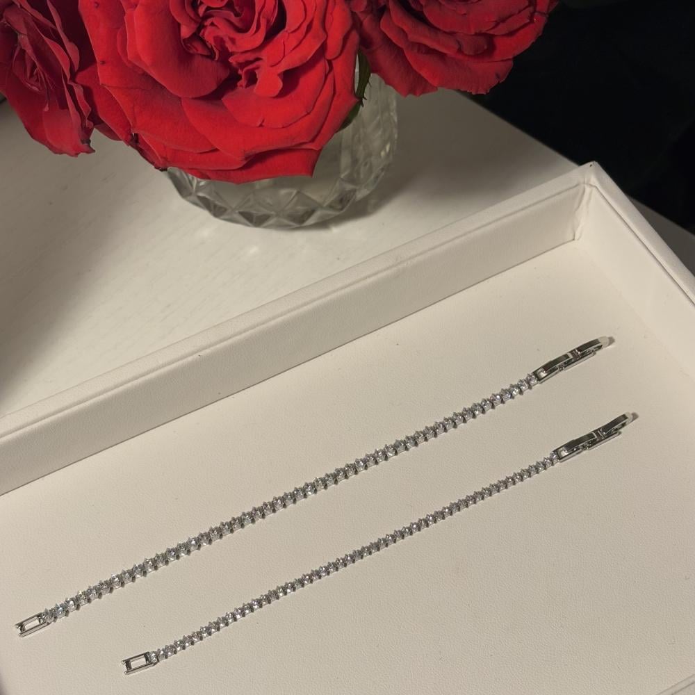 اسوارة تنس نسائية فضي ستيل مرصعة فصوص زركون ماركيز