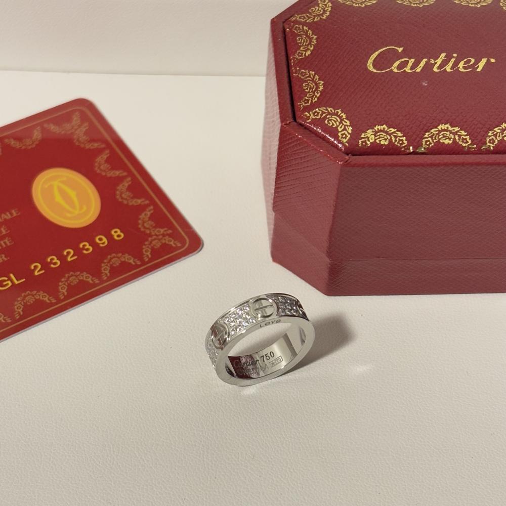 خاتم كارتير لوف نسائي فضي ستيل عريض مرصع بالكامل