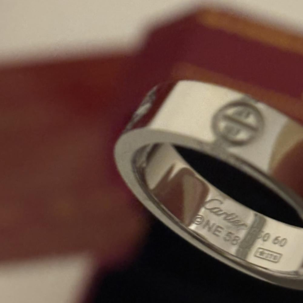 خاتم كارتير لوف فضي ستيل سادة كلاسيك