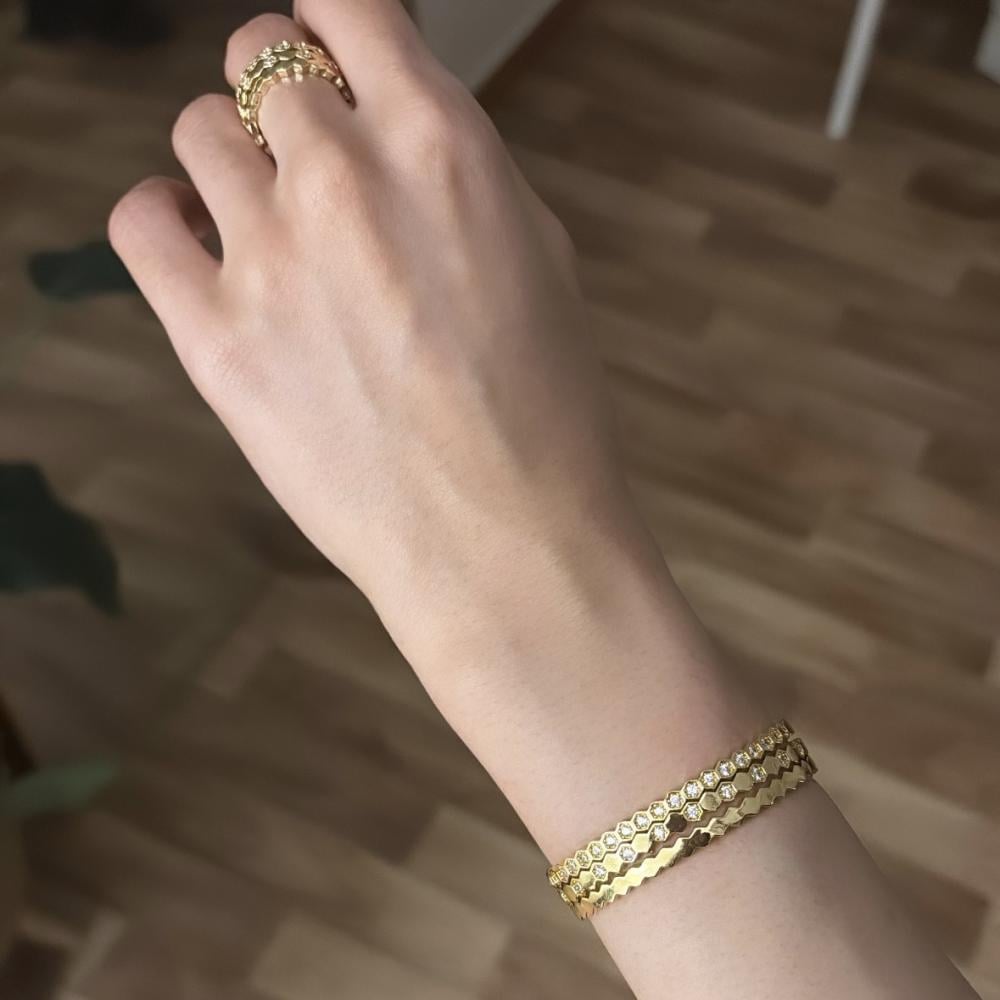 سوار وخاتم شوميه ذهبي تصميم خلية النحل