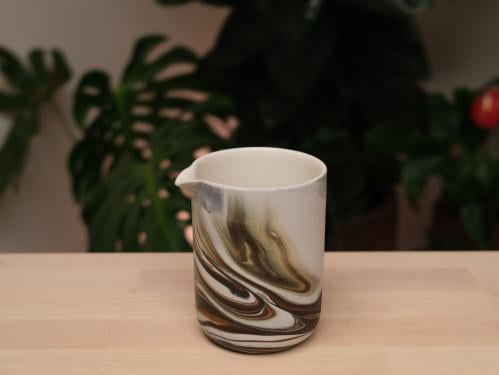 إبريق المجرة اليدوي