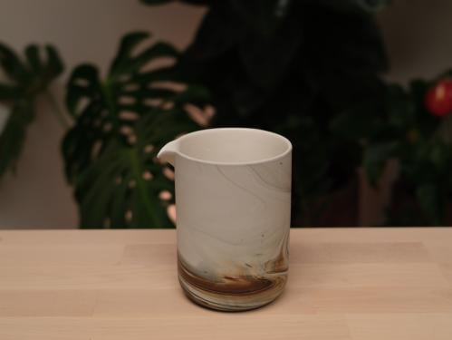 إبريق المجرة اليدوي