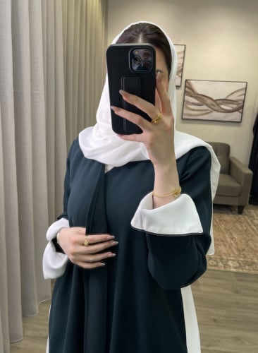 عبايه قماش كريب قصة كلوش