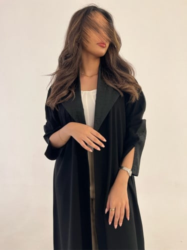 عبايه قماش كريب أسود مع تفتة ايطالي