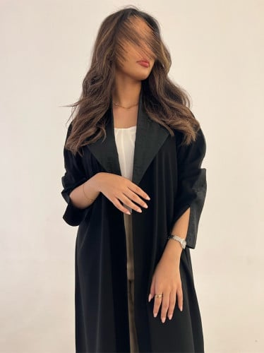 عبايه قماش كريب أسود مع تفتة ايطالي