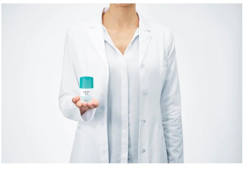 مزيل عرق مكثف 48 ساعة رول من فيتشي - 50مل