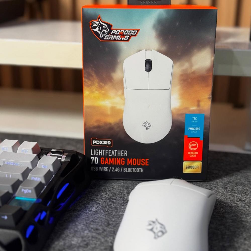 ماوس الألعاب بورودو 3 في 1 لايت فيذر 7D – حساس PMW3395، مفاتيح TTC، دقة 26000 DPI – أبيض