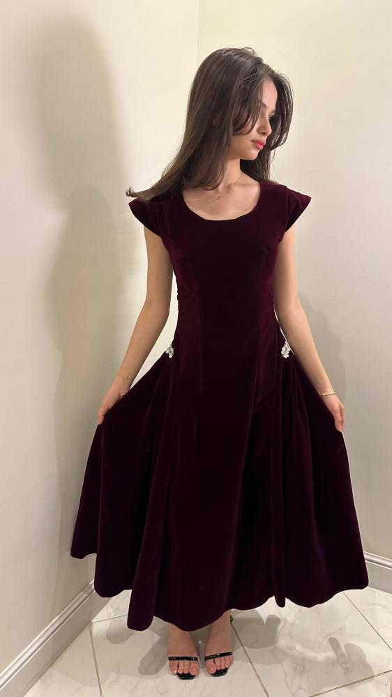 Purple Gr Velvet Majesty – فخامة المخمل