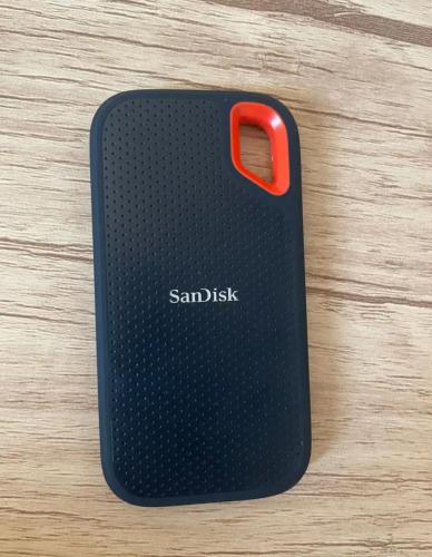 مستعمل هارديسك 1 تيرا من sandisk