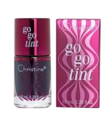 كرستين مورد شفاة وخدود