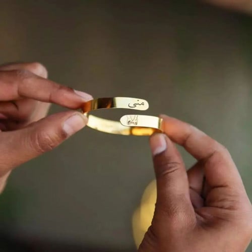 هدايا نسائية هدايا حب هدايا بالاسم هدايا اساور بالاسم متجر سارة