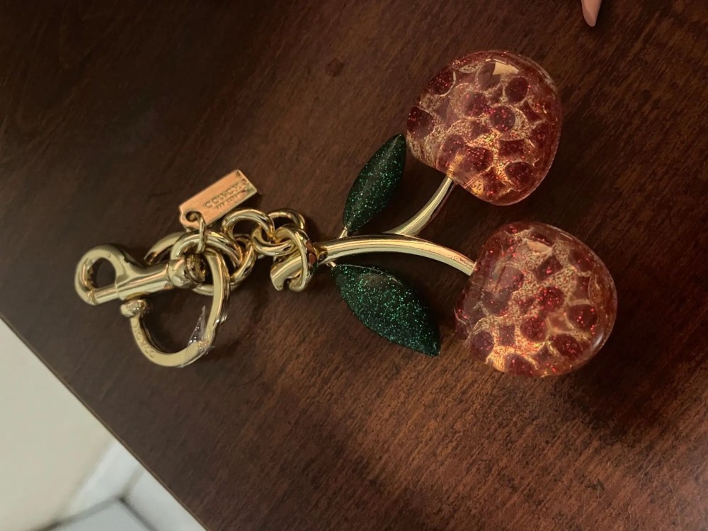 cherry charm / with logo