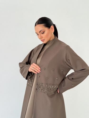 عباية مع شك خرز (2513)