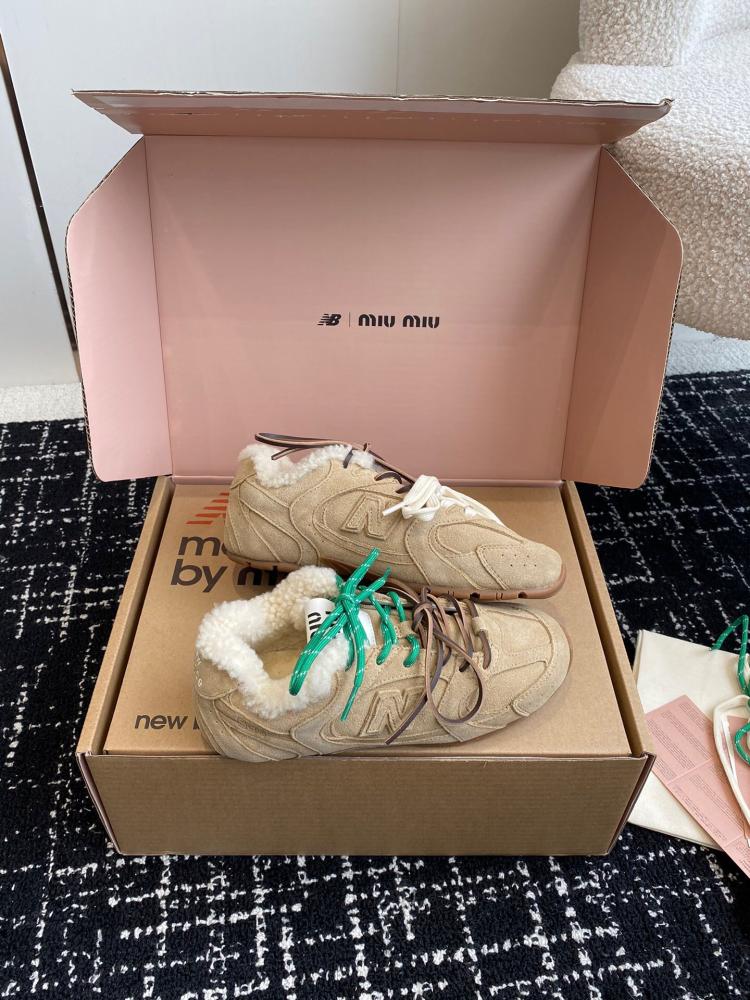 حذاء 530 miumiu X New Balance