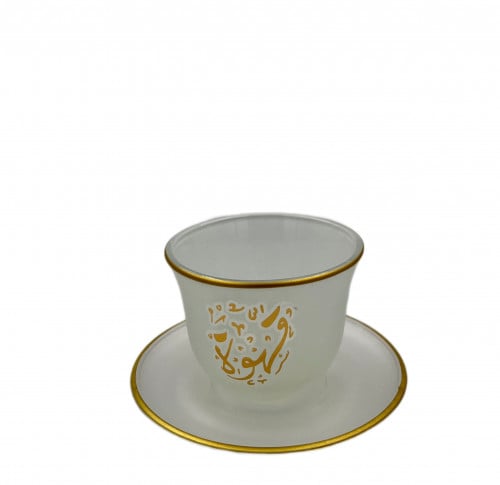 كوب ثلجي مع صحن