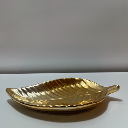 صحن سراميك ذهبي