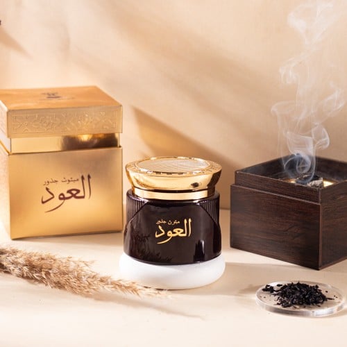 مبثوث جذور العود