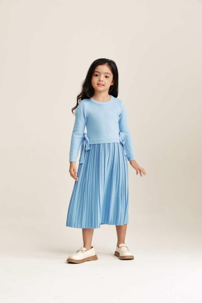 فستان بتصميم قطعتين بأربطة