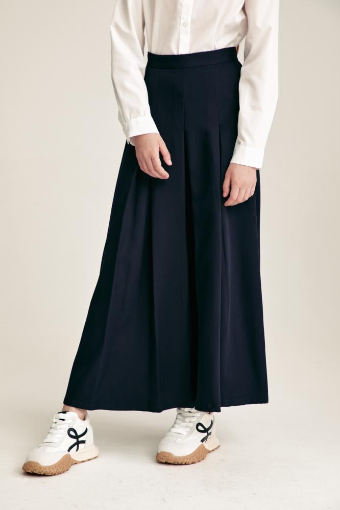 Pleated school skirt stylish and comfortable design for high