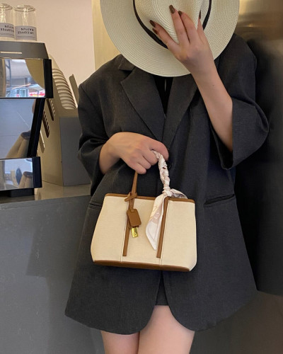 ‎ شنطة نسائية من الجلد بلون بني و بيج  |  MLH021F440701