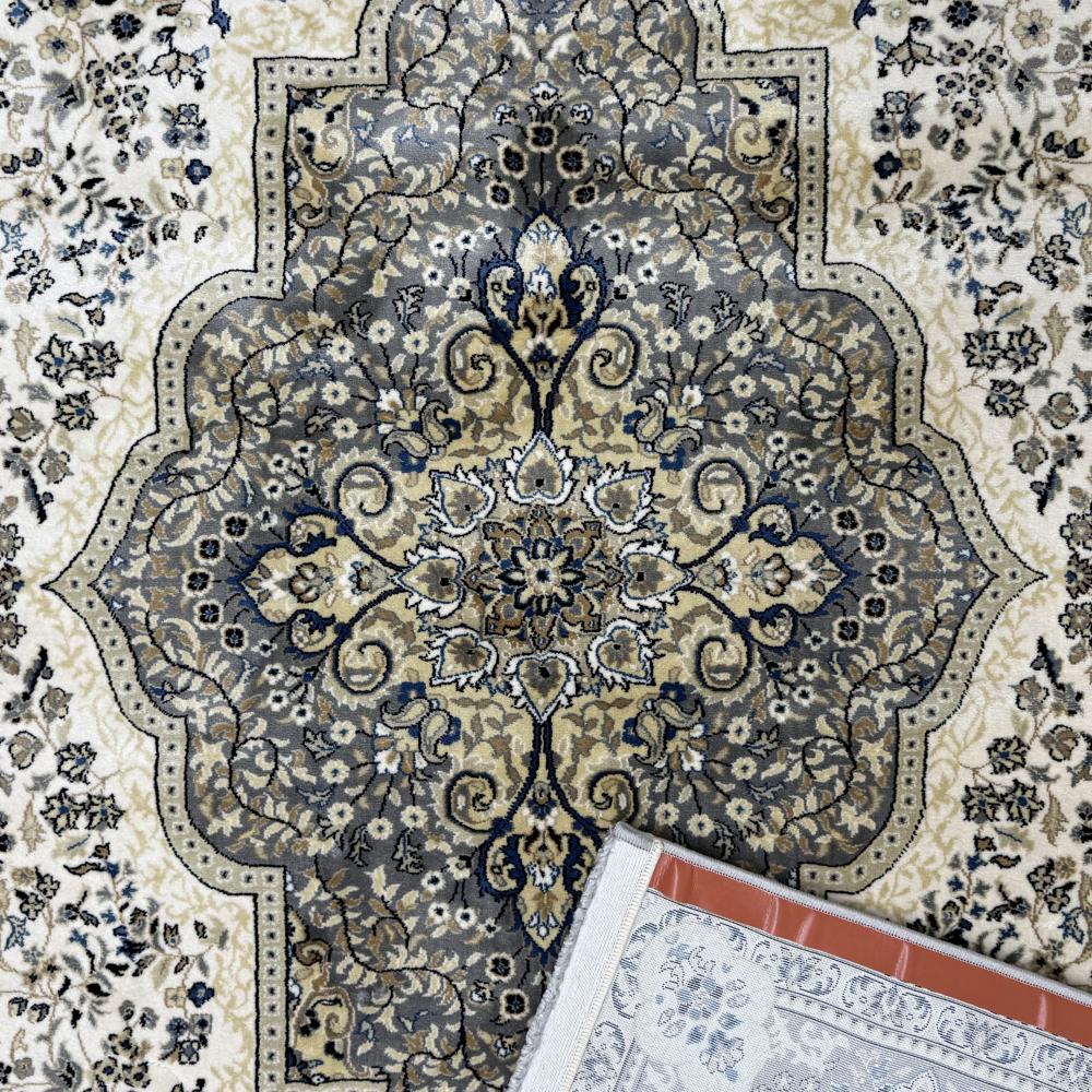 سجاد كلاسيك مخملي فاخر رمادي