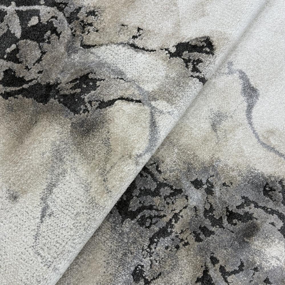 سجاد فرو لينا ابيض متعدد الالوان