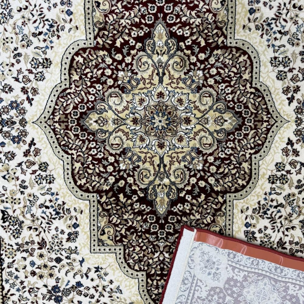 سجاد كلاسيك مخملي فاخر احمر