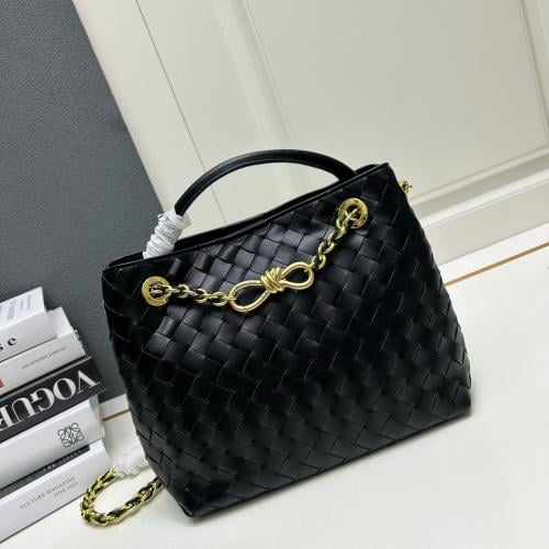 Bottega Veneta - متجر شونير تسوق شنط وأحذية فاخرة من أشهر