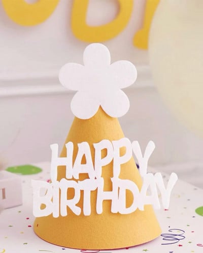 قبعة عيد ميلاد اصفر