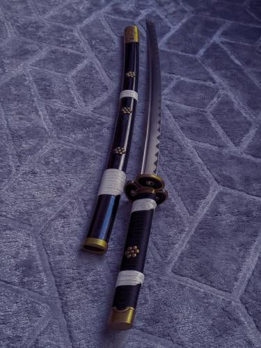 Zoro's sword is black - Sharp Katana | DICE