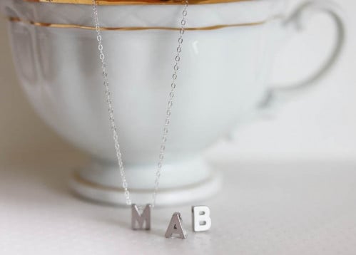 سلسلة الحروف فضيه