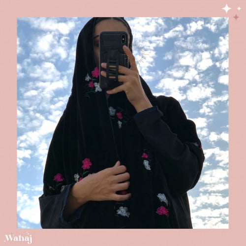 طرحة شتوية مخمل بتطريز ورود