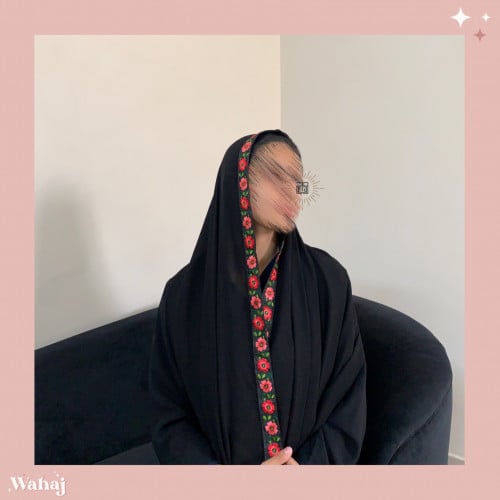 طرحة بكلفة ورود بألوان متعددة