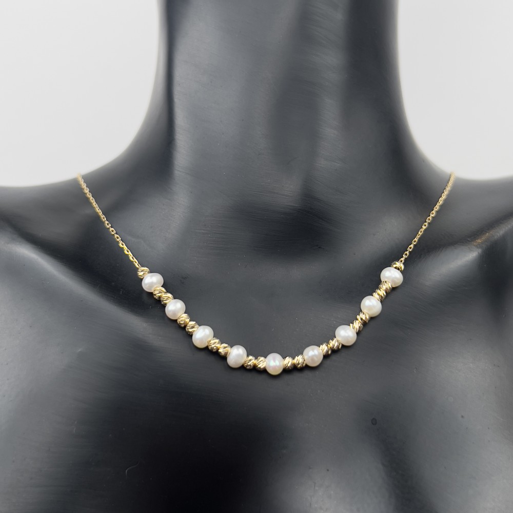 Pure gold necklace with natural agricultural pearls