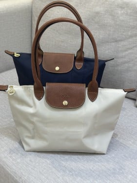 Longchamp Size S