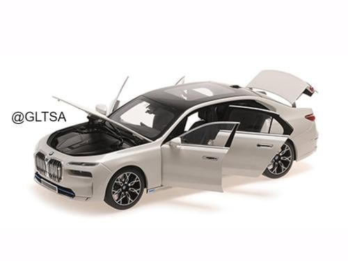 BMW i7 White Metallic 1:18 Minichamps 110023200