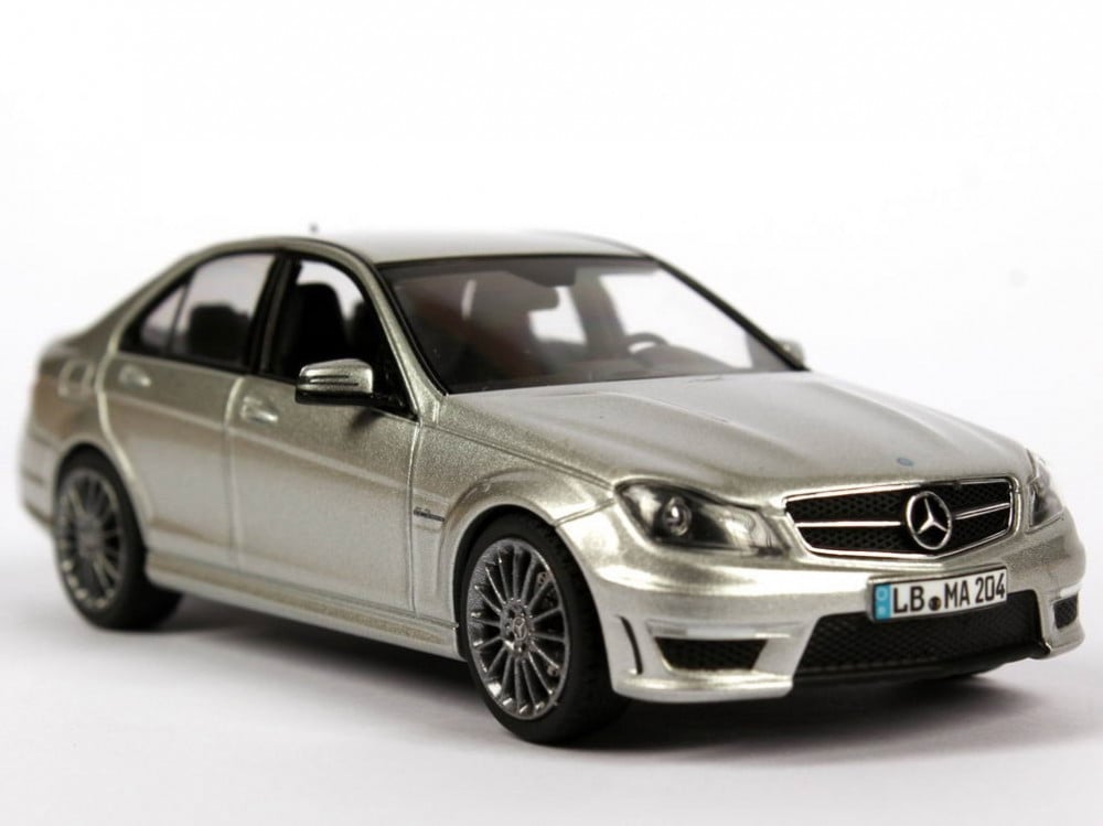 RARE Mercedes-Benz C63 AMG (W204) Iridium Silver 1:43 Schuco