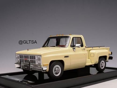 RARE GMC Sierra Classic 3500 1984 Pickup Truck Beige 1:18 Old School Models
