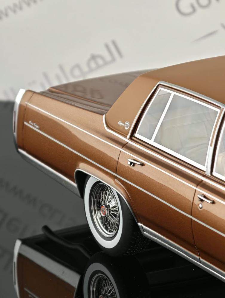 Cadillac Fleetwood Brougham 1982 Copper 1:18 BoS-Models BOS424