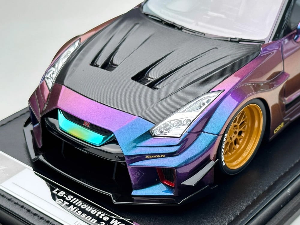 Nissan GT-R GTR 35GT RRS Purple 1:18 IVY LIMITED - الهوايات