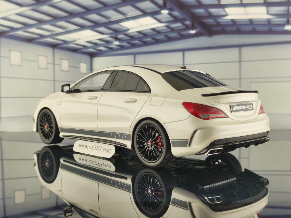 Mercedes-Benz CLA 45 AMG White 1:18 GT Spirit B66965705