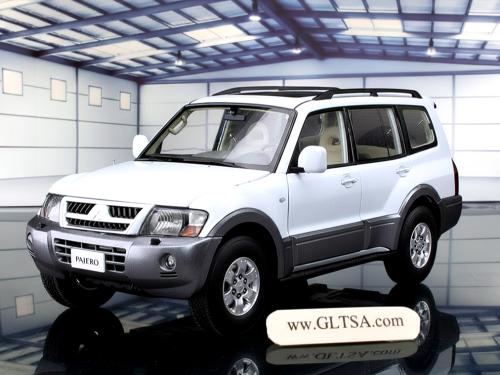 Mitsubishi Pajero V73 White 1:18 SunStar 5833