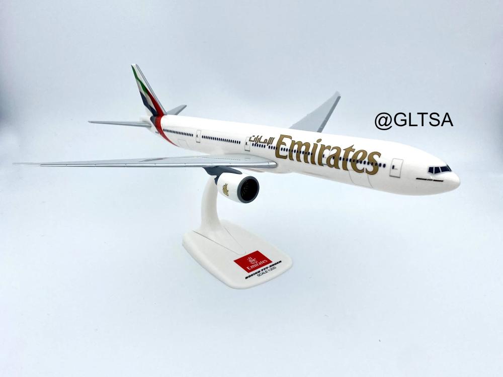 NEW - Emirates Boeing 777-300ER Scale Model 1:200 - Expo